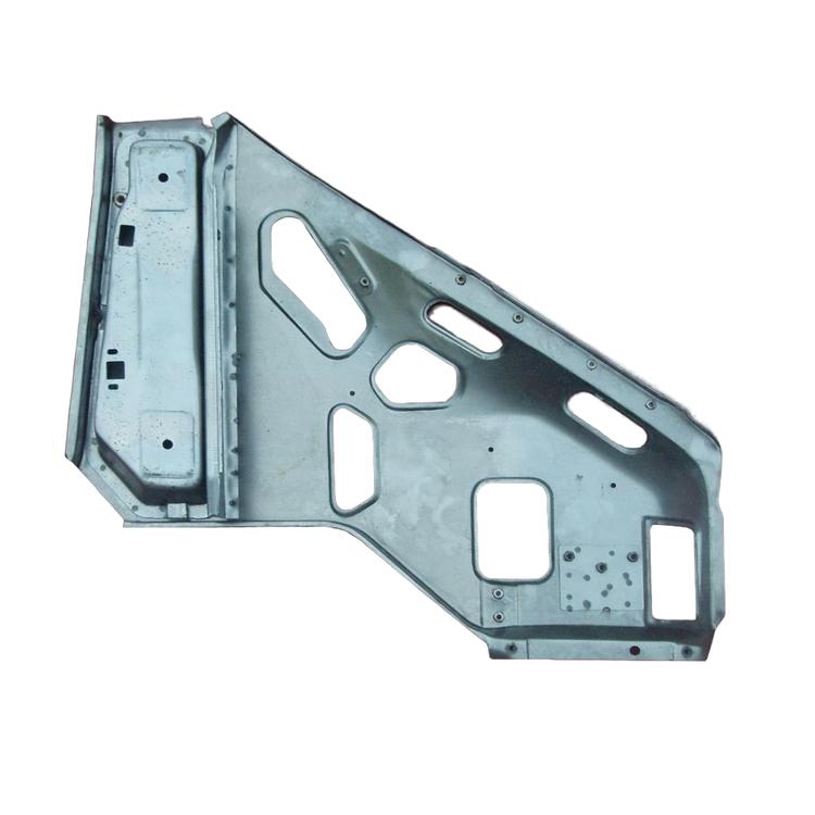 Брызговик (кронштейн, скелет) крыла кабины на Газель старого образца (в сборе с усилителем) правый