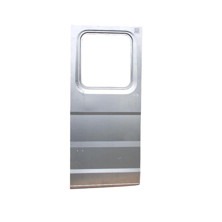 Панель боковины на Газель Некст "Фермер" (голая) с отверстием под габарит, левая