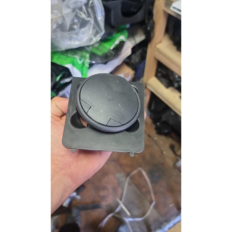 Пепельница на Газель Некст (АВТОКОМПОНЕНТ ТД)