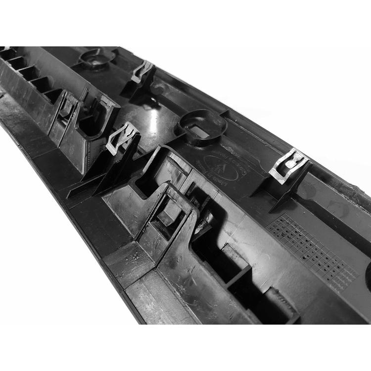 Дефлектор под лобовое стекло (дефростер/накладка панели передняя) на Газель Бизнес, внутр. (Оригинал)